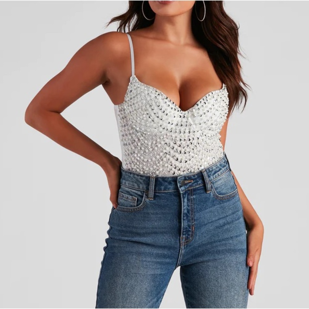 NWT!! Windsor Twisted Angel Embroidered Bodysuit 🪽✨ Size: XL - Picture 2 of 5